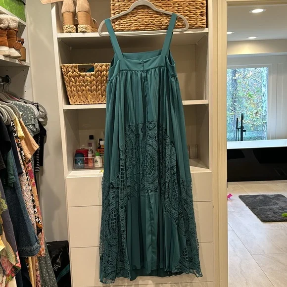 Geisha Designs Anthropologie green maxi dress, lined, beautiful condition - Picture 3 of 4